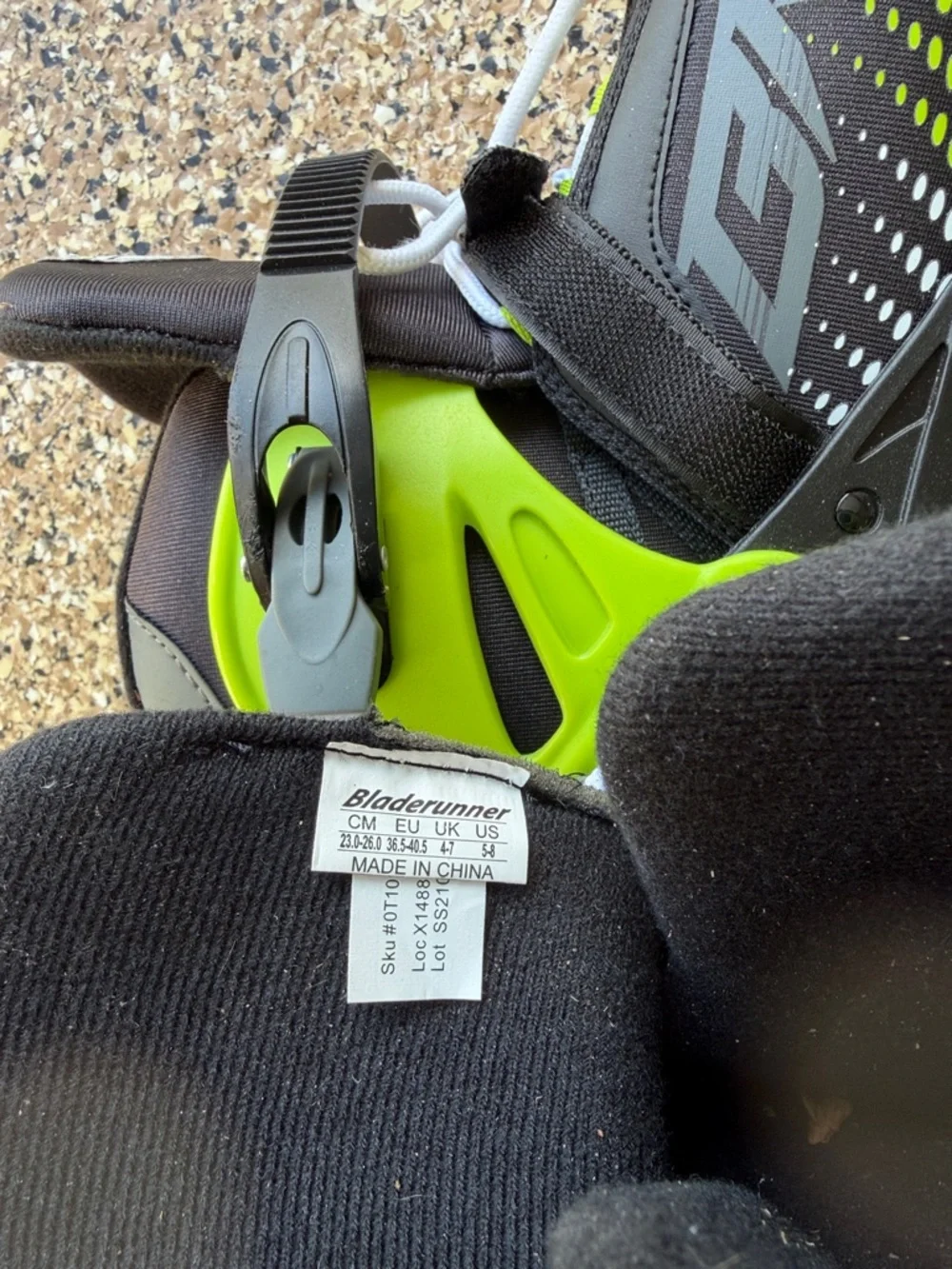 Youth Lime Green and Black Inline Skates - Picture 4 of 5